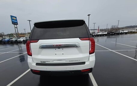 GMC Yukon IV, 2022 год, 8 252 000 рублей, 4 фотография