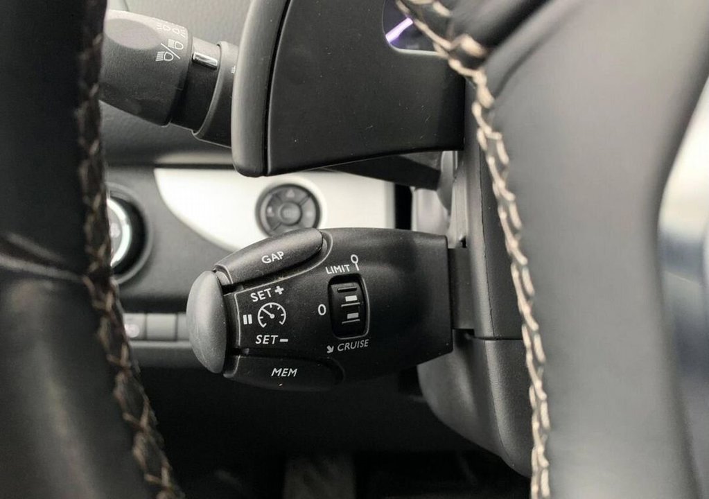 Opel Zafira Life, 2020 год, 3 149 000 рублей, 16 фотография