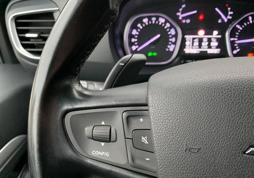 Opel Zafira Life, 2020 год, 3 149 000 рублей, 17 фотография