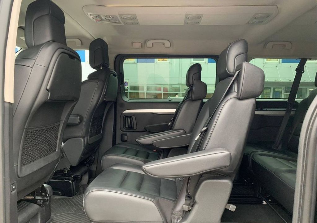 Opel Zafira Life, 2020 год, 3 149 000 рублей, 27 фотография
