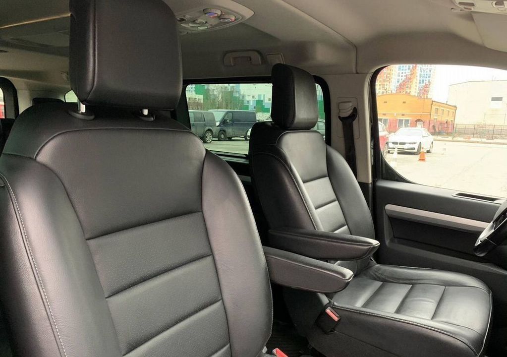 Opel Zafira Life, 2020 год, 3 149 000 рублей, 38 фотография