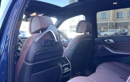 BMW X7, 2021 год, 23 фотография