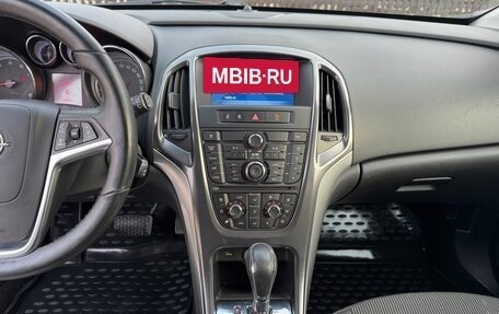 Opel Astra J, 2010 год, 15 фотография