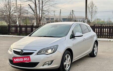 Opel Astra J, 2010 год, 9 фотография