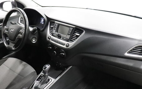 Hyundai Solaris II рестайлинг, 2018 год, 1 318 000 рублей, 5 фотография