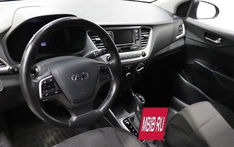 Hyundai Solaris II рестайлинг, 2018 год, 1 318 000 рублей, 7 фотография