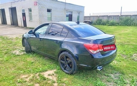 Chevrolet Cruze II, 2013 год, 750 000 рублей, 3 фотография