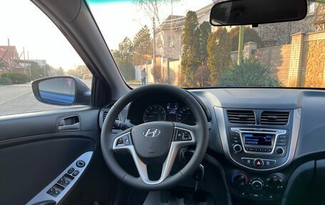 Hyundai Solaris II рестайлинг, 2014 год, 895 000 рублей, 33 фотография