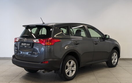Toyota RAV4, 2013 год, 1 650 000 рублей, 5 фотография