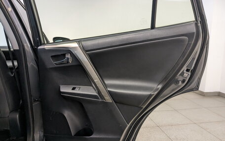 Toyota RAV4, 2013 год, 1 650 000 рублей, 14 фотография