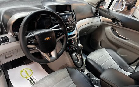 Chevrolet Orlando I, 2013 год, 1 295 000 рублей, 8 фотография