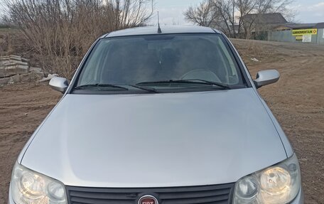 Fiat Albea I рестайлинг, 2008 год, 280 000 рублей, 2 фотография