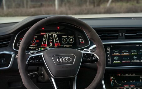 Audi RS 6, 2024 год, 21 000 000 рублей, 12 фотография