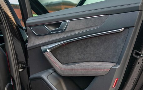Audi RS 6, 2024 год, 21 000 000 рублей, 15 фотография