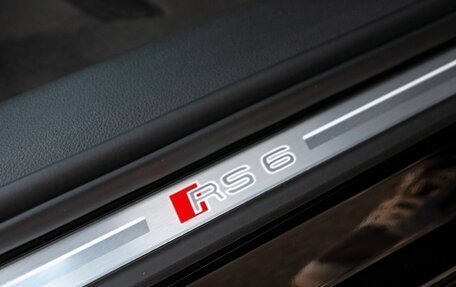 Audi RS 6, 2024 год, 21 000 000 рублей, 18 фотография