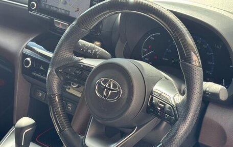 Toyota Yaris Cross, 2021 год, 1 520 000 рублей, 14 фотография