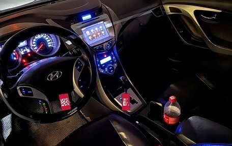 Hyundai Avante, 2011 год, 1 250 000 рублей, 5 фотография