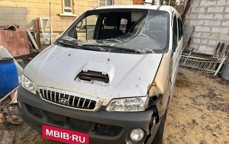 Hyundai Starex I рестайлинг, 2003 год, 250 000 рублей, 2 фотография