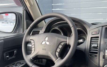 Mitsubishi Pajero IV, 2012 год, 1 950 000 рублей, 13 фотография