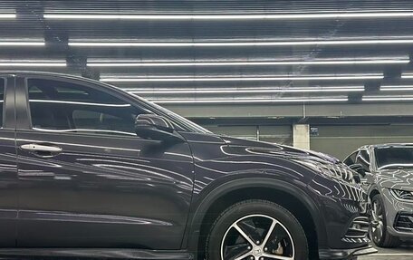 Honda Vezel, 2021 год, 1 600 000 рублей, 4 фотография