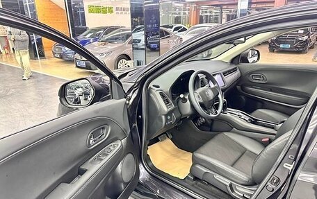 Honda Vezel, 2021 год, 1 600 000 рублей, 11 фотография