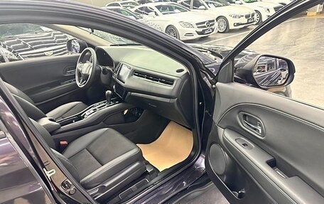 Honda Vezel, 2021 год, 1 600 000 рублей, 9 фотография