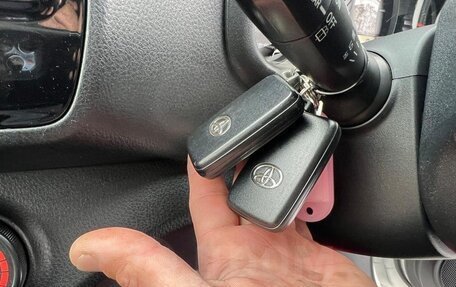 Toyota Vitz, 2019 год, 1 147 000 рублей, 21 фотография