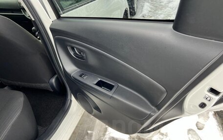 Toyota Vitz, 2019 год, 1 147 000 рублей, 19 фотография