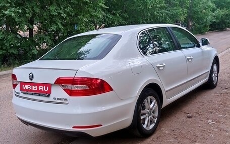 Skoda Superb III рестайлинг, 2014 год, 1 350 000 рублей, 2 фотография