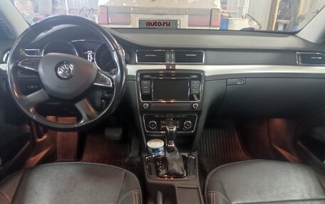 Skoda Superb III рестайлинг, 2014 год, 1 350 000 рублей, 8 фотография
