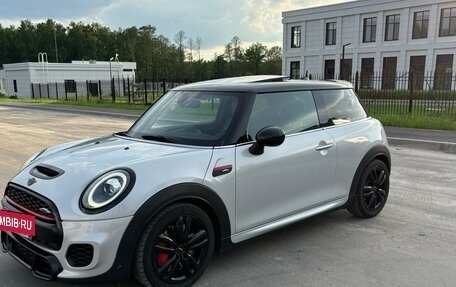 MINI Hatch, 2018 год, 3 050 000 рублей, 2 фотография