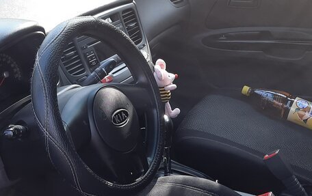 KIA Rio II, 2010 год, 650 000 рублей, 4 фотография