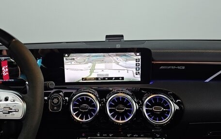 Mercedes-Benz CLA AMG, 2021 год, 4 350 000 рублей, 14 фотография