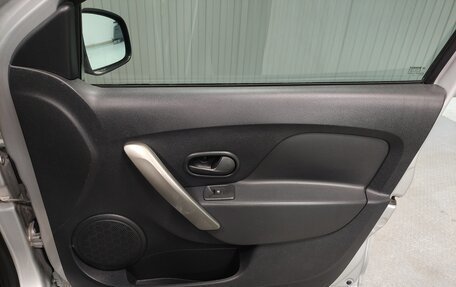 Renault Sandero II рестайлинг, 2019 год, 650 000 рублей, 16 фотография