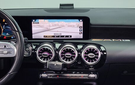 Mercedes-Benz A-Класс AMG, 2021 год, 3 000 000 рублей, 12 фотография