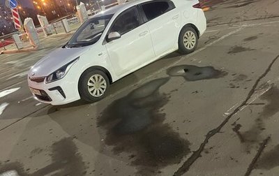 KIA Rio IV, 2018 год, 900 000 рублей, 1 фотография
