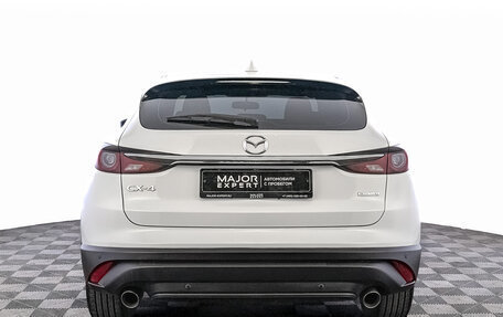 Mazda CX-4, 2023 год, 2 995 000 рублей, 6 фотография