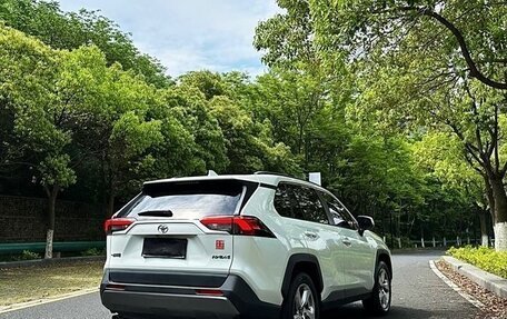 Toyota RAV4, 2022 год, 2 530 000 рублей, 7 фотография