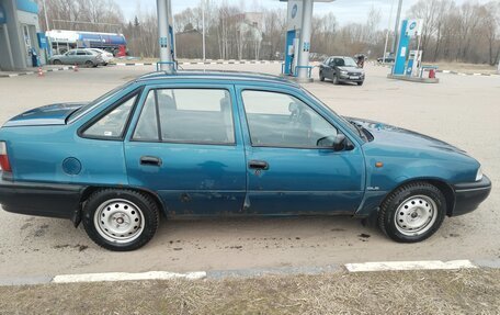 Daewoo Nexia I рестайлинг, 2001 год, 150 000 рублей, 5 фотография