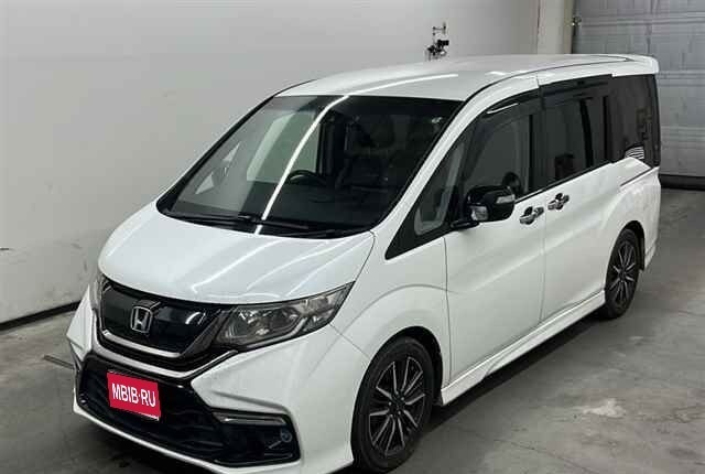 Honda Stepwgn V, 2017 год, 1 720 000 рублей, 1 фотография