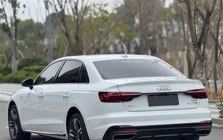 Audi A4, 2022 год, 2 500 000 рублей, 6 фотография