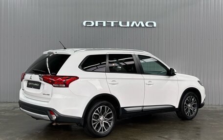 Mitsubishi Outlander III рестайлинг 3, 2016 год, 1 877 000 рублей, 5 фотография