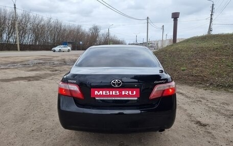 Toyota Camry, 2011 год, 1 200 000 рублей, 5 фотография