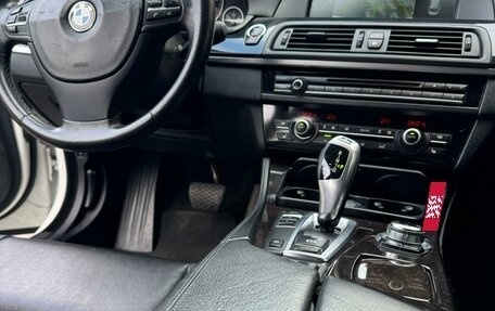 BMW 5 серия, 2013 год, 1 950 000 рублей, 7 фотография