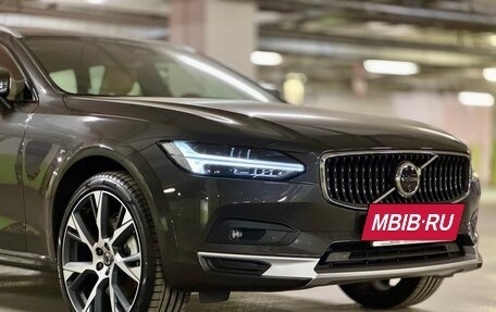 Volvo V90 Cross Country I рестайлинг, 2023 год, 9 475 000 рублей, 7 фотография