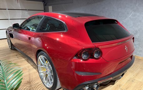 Ferrari GTC4Lusso, 2018 год, 20 000 000 рублей, 5 фотография