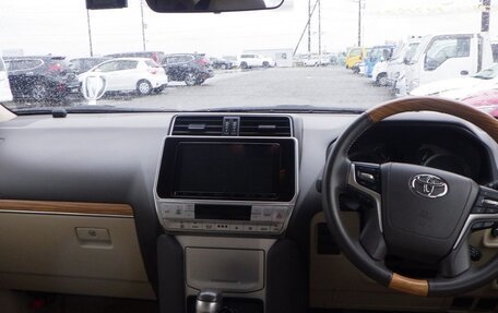 Toyota Land Cruiser Prado 150 рестайлинг 2, 2021 год, 4 180 000 рублей, 7 фотография