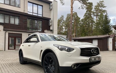 Infiniti FX II, 2012 год, 2 200 000 рублей, 1 фотография