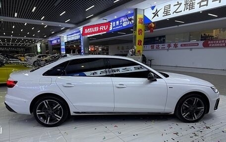 Audi A4, 2022 год, 2 800 000 рублей, 3 фотография