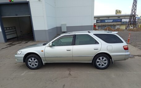 Toyota Camry, 1999 год, 550 000 рублей, 4 фотография